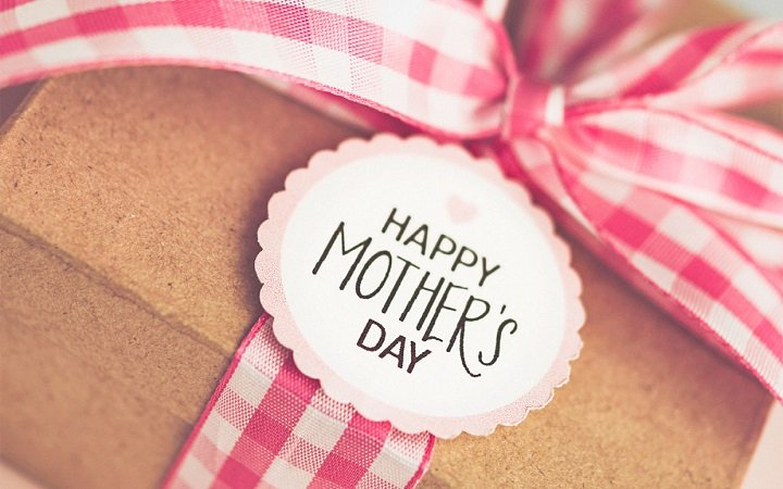 Gifting On Mother’s Day