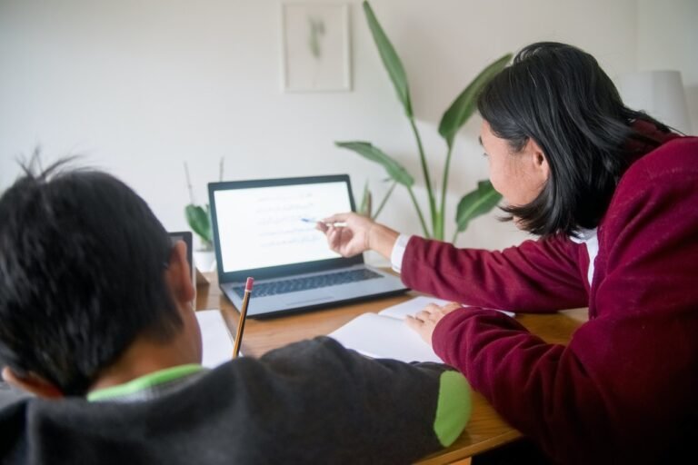 Best Ways to Find Online Language Tutor That Will Suit Your Needs