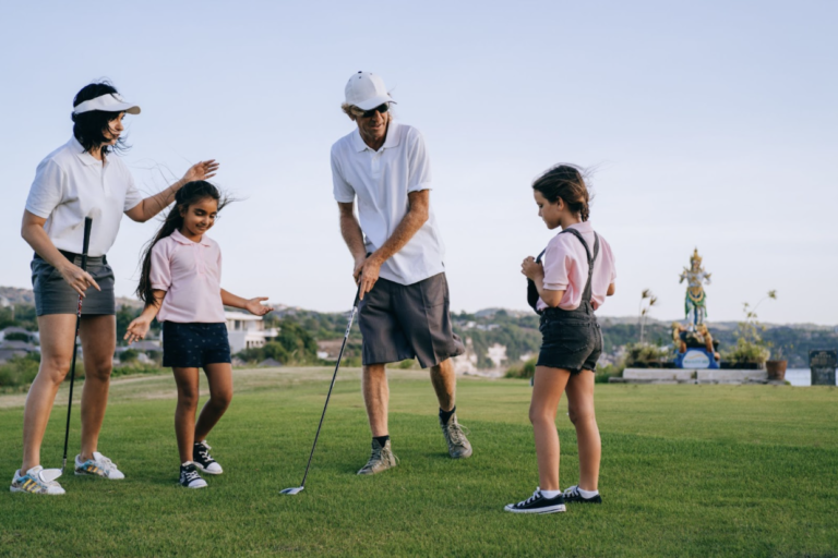 Social and Leisure Clubs – What Are They and Why Would You Join One?