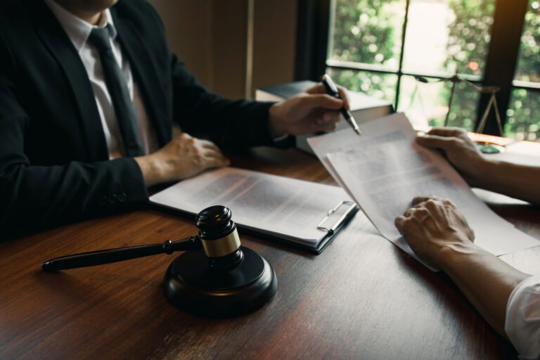 Why You Must Hire a Bankruptcy Attorney to Handle Your Case
