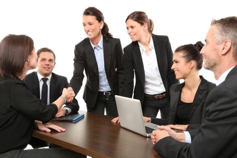 Tips to Win and Keep Customers – For Good