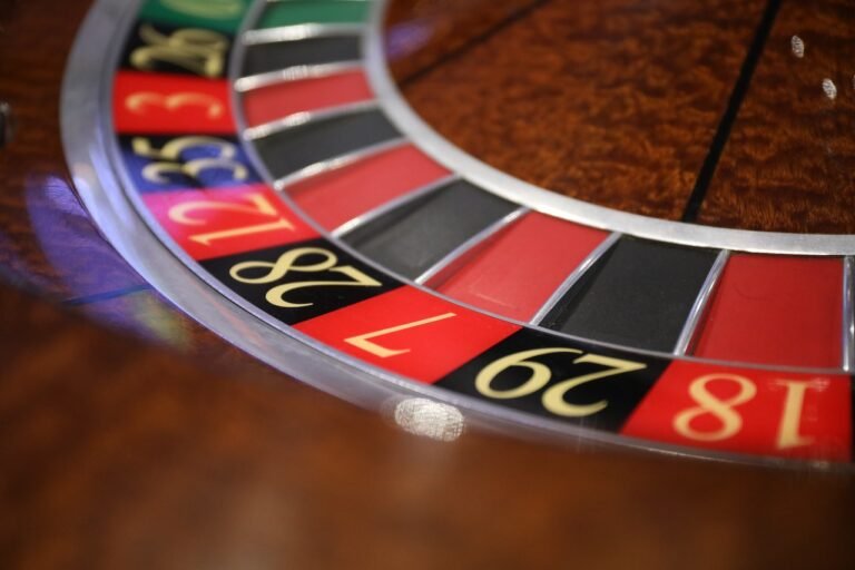 Online Gambling Rediscovered: 4 Surprising Facts About Playing Casino Games