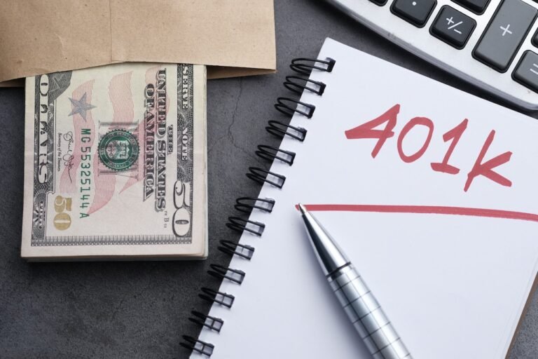 4 Easy Ways to Save for Retirement 